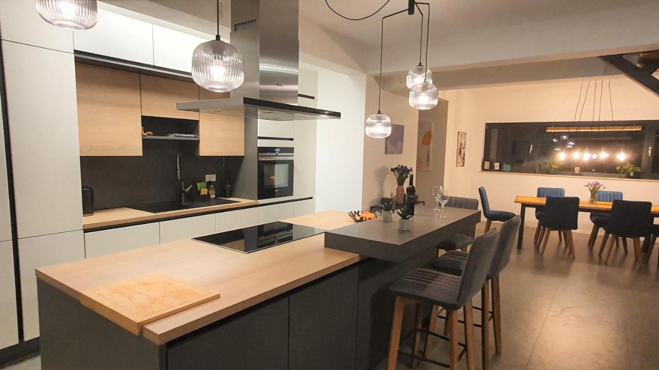 Apartments Marina 오미스 외부 사진